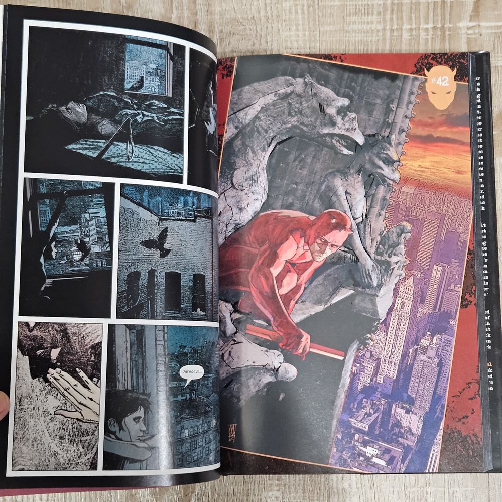 Daredevil The Man Without Fear Vol. 3 Hardcover Graphic Novel Bendis & Maleev - Picture 4 of 6